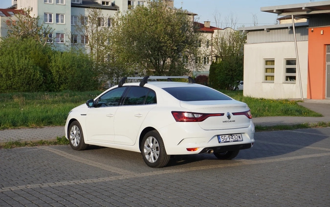 Renault Megane cena 58000 przebieg: 57400, rok produkcji 2019 z Gliwice małe 277